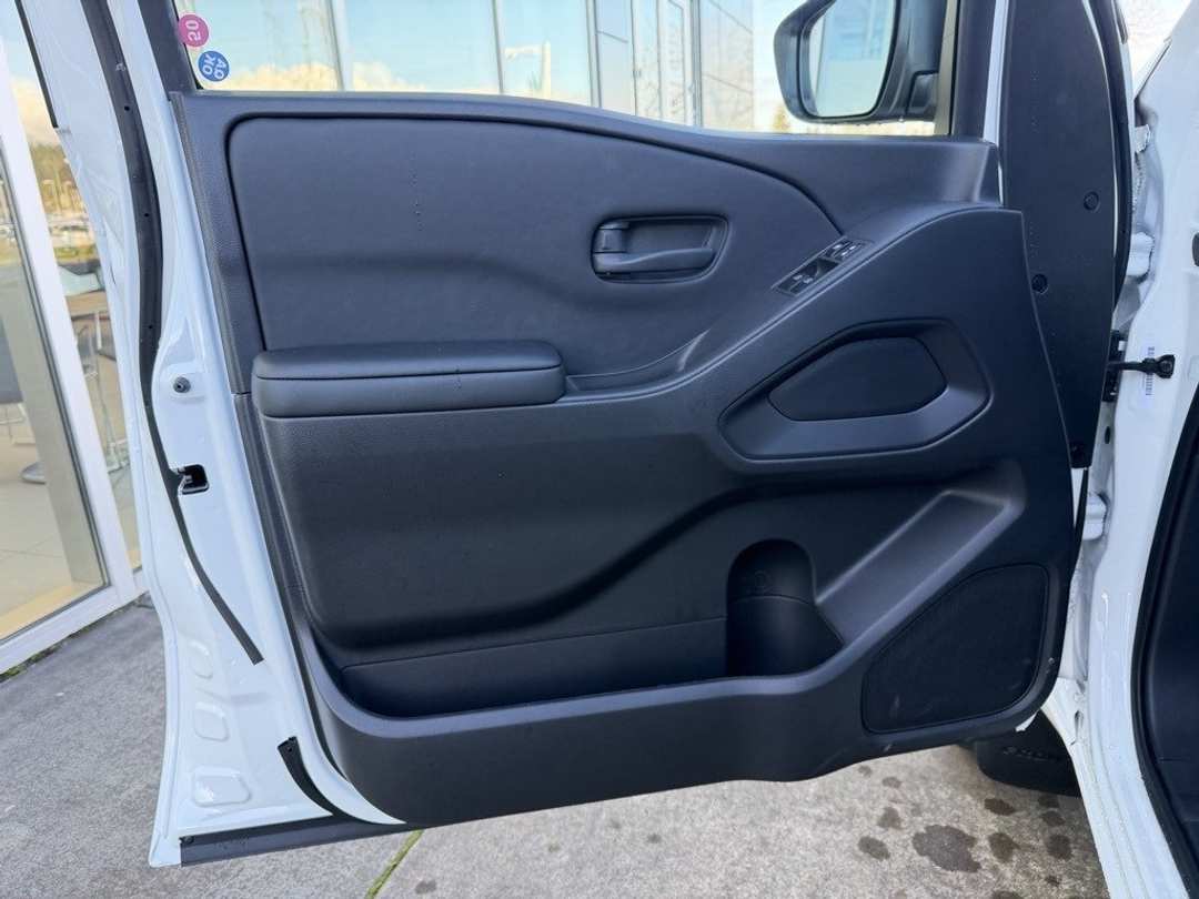 2026 Nissan Frontier S - Image 11