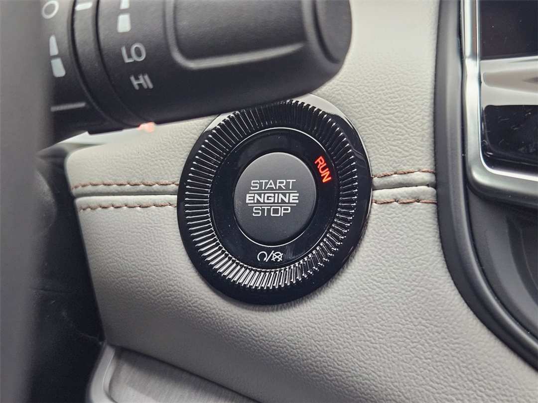 2026 Jeep Compass Limited - Image 17