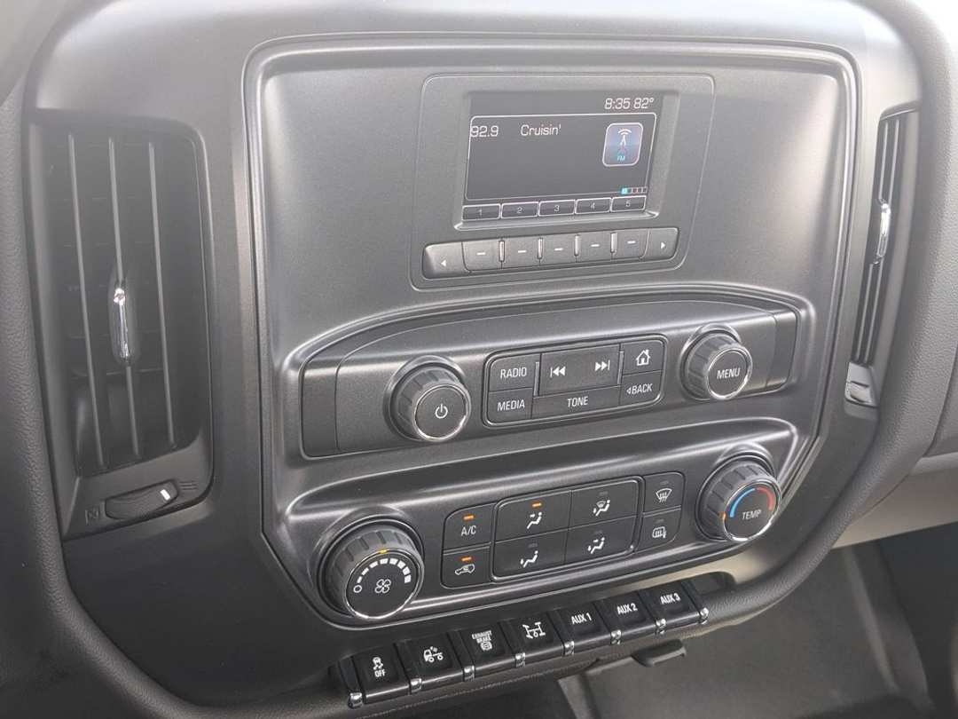 2024 Chevrolet Silverado 4500Hd Work - Image 13