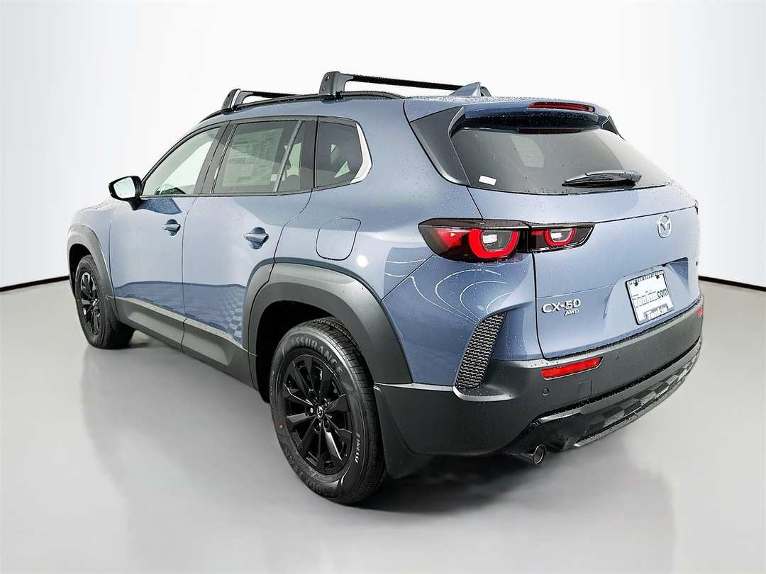 2026 MAZDA Cx-50 Premium - Image 5