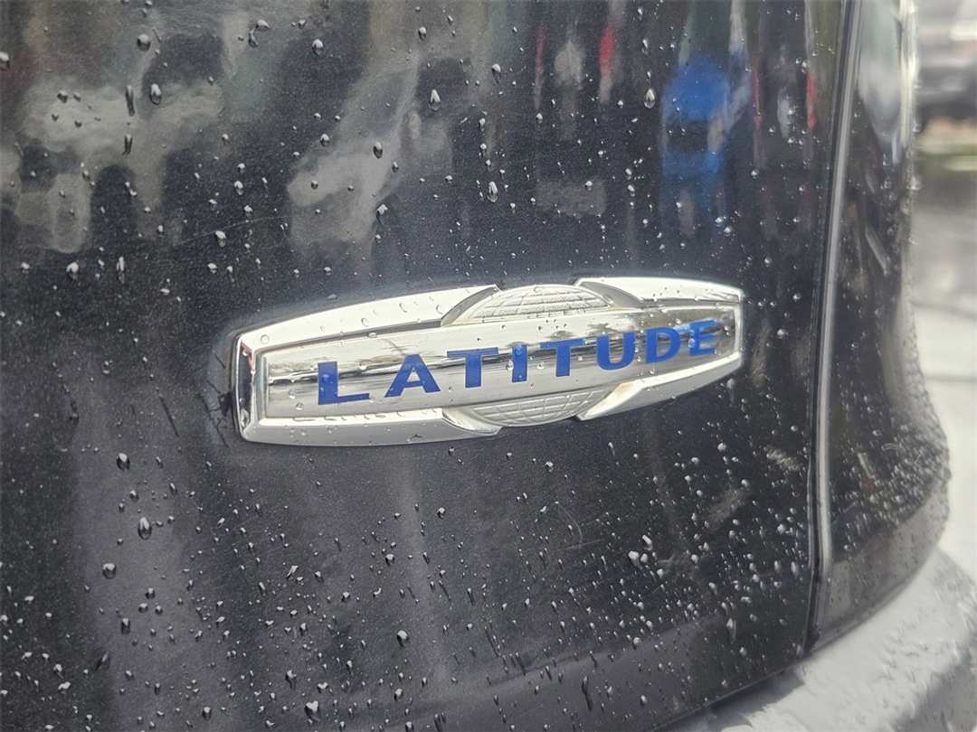 2016 Jeep Cherokee Latitude - Image 31