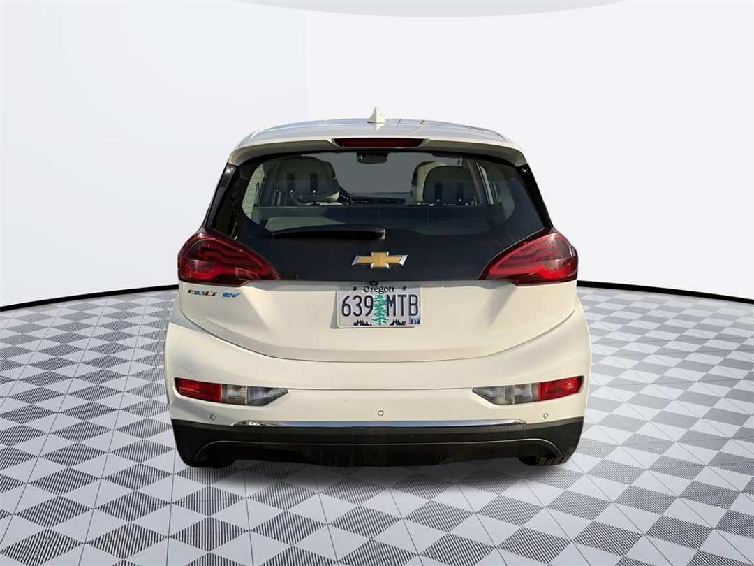 2020 Chevrolet Bolt Ev LT - Image 8