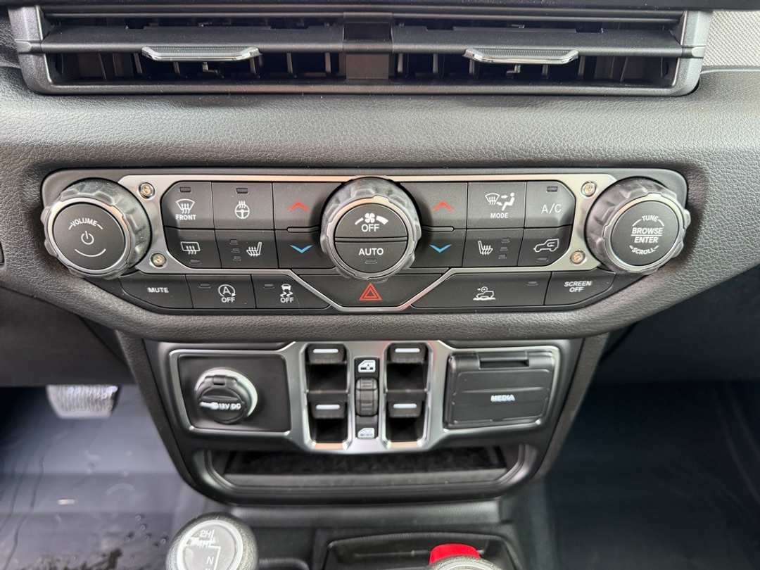 2026 Jeep Gladiator Sport S - Image 22