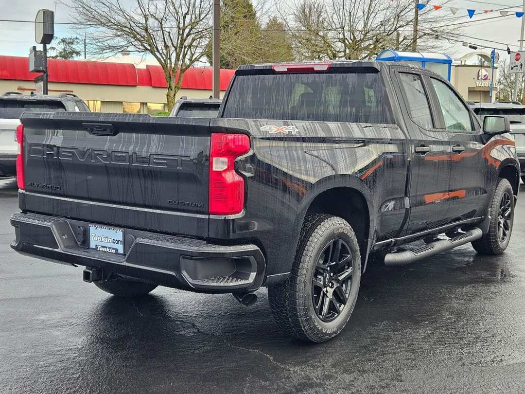 2026 Chevrolet Silverado 1500 Custom - Image 6