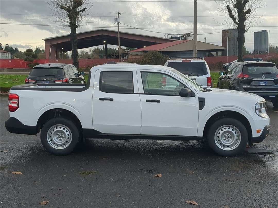 2026 Ford Maverick XL - Image 6