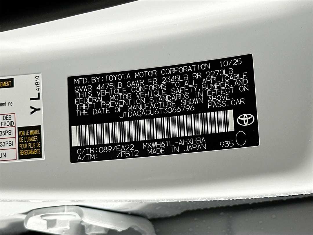 2026 Toyota Prius XSE Premium - Image 33