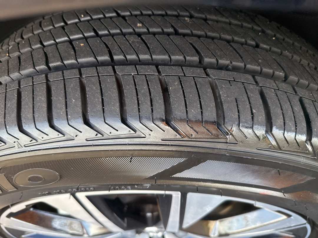 2023 Volvo Xc60 B5 Plus Dark Theme - Image 10