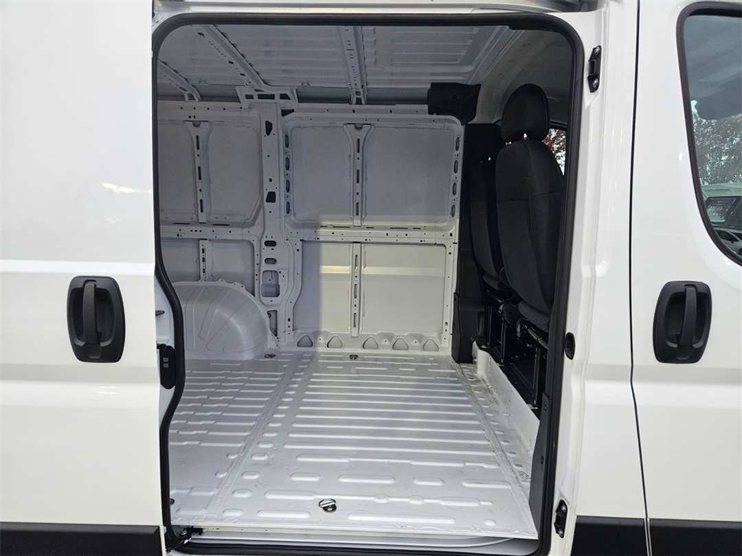 2026 Ram Promaster 1500 Low Roof - Image 33