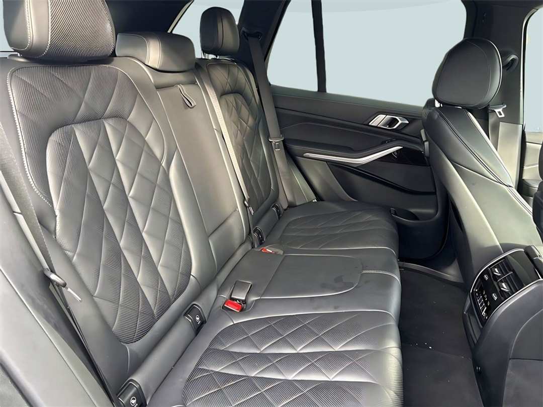2023 BMW X5 xDrive40i - Image 12