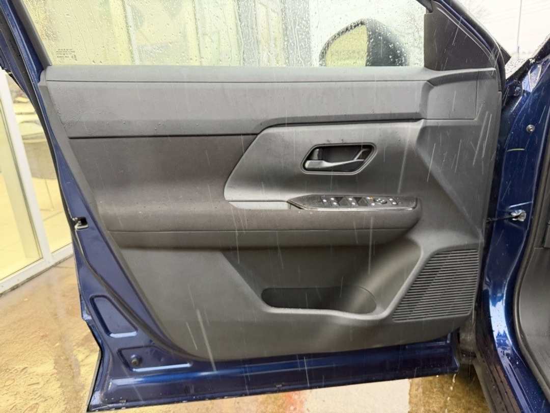 2026 Nissan Kicks S - Image 11