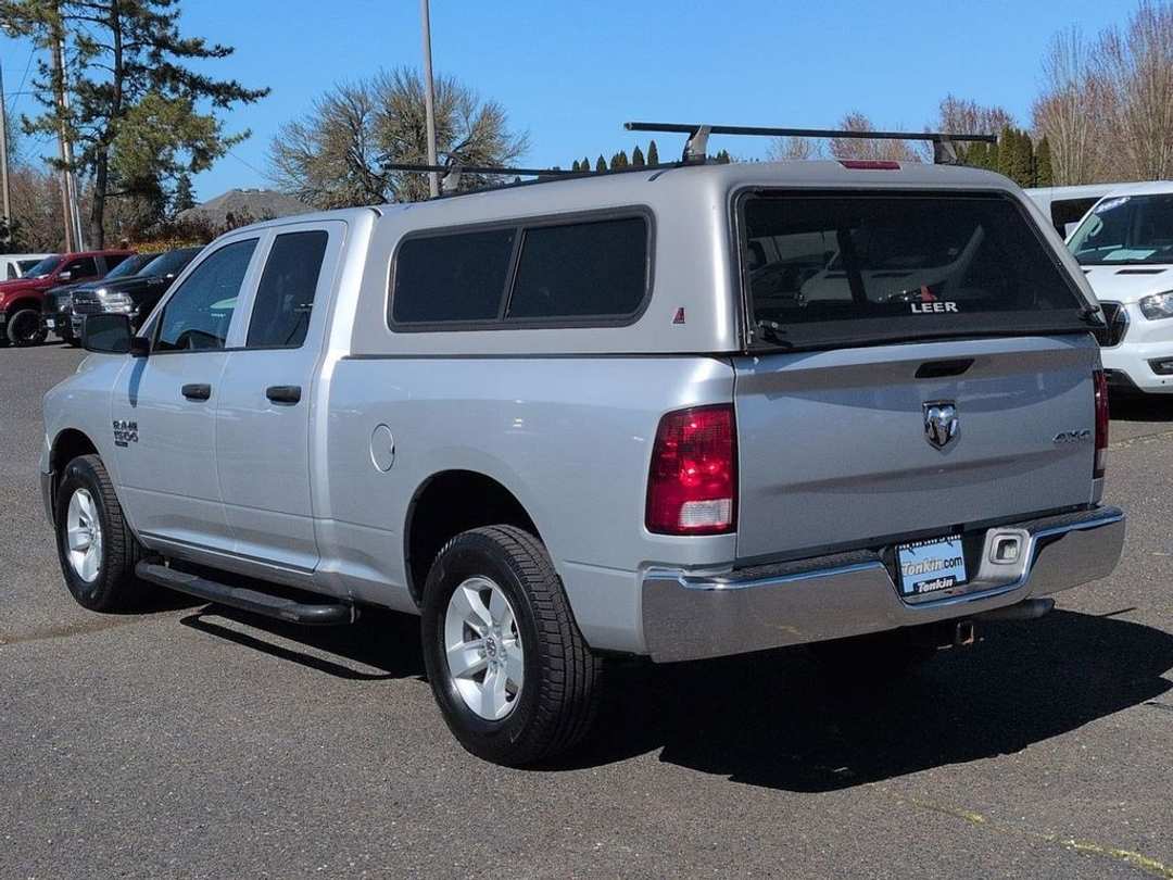 2019 Ram 1500 Classic Tradesman - Image 3