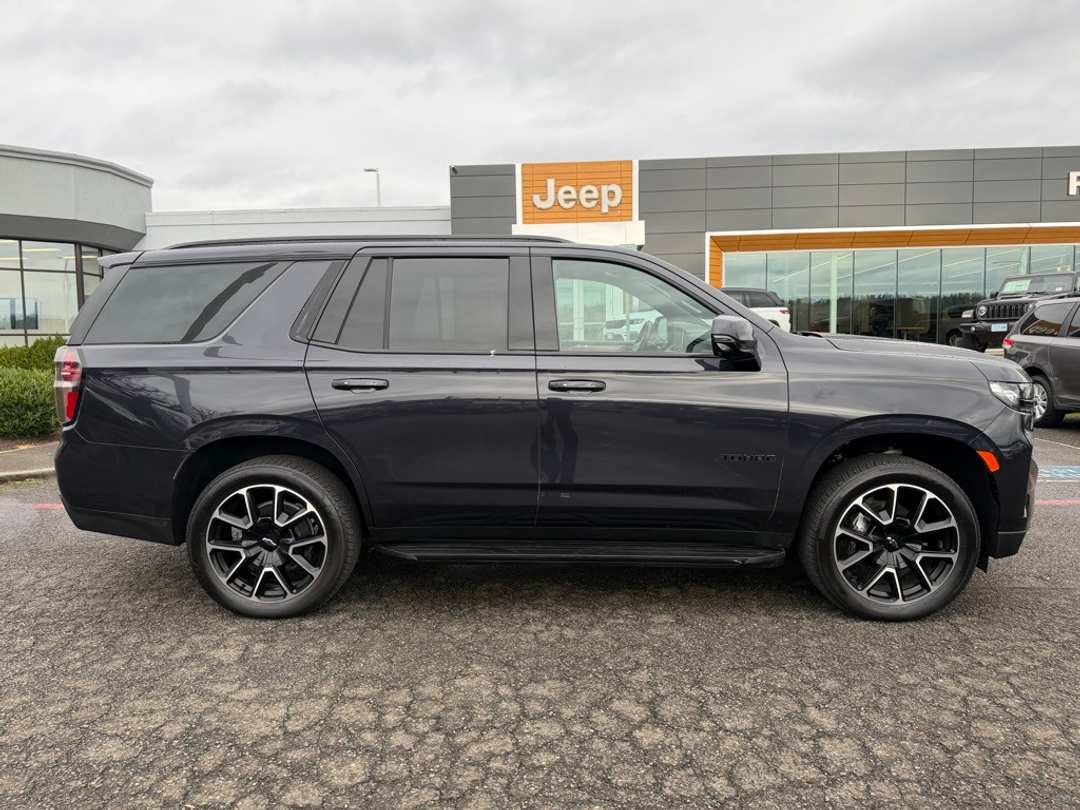 2024 Chevrolet Tahoe RST - Image 9