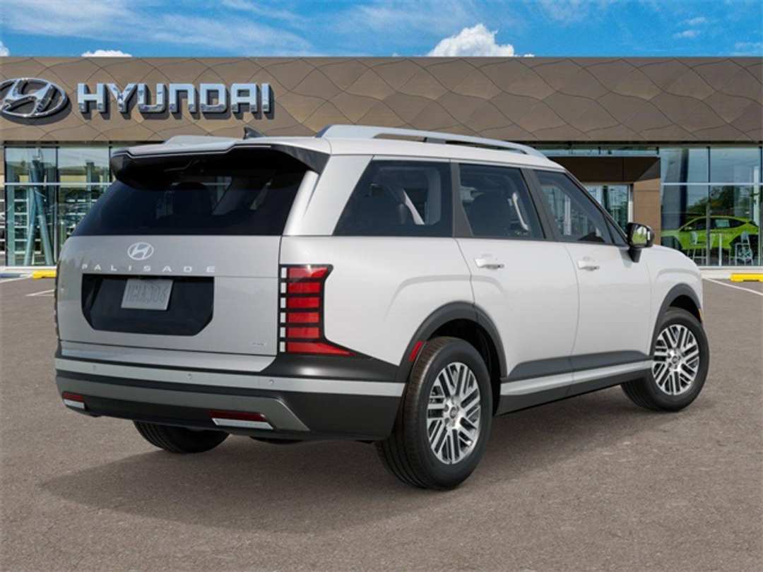 2026 Hyundai Palisade SEL - Image 4