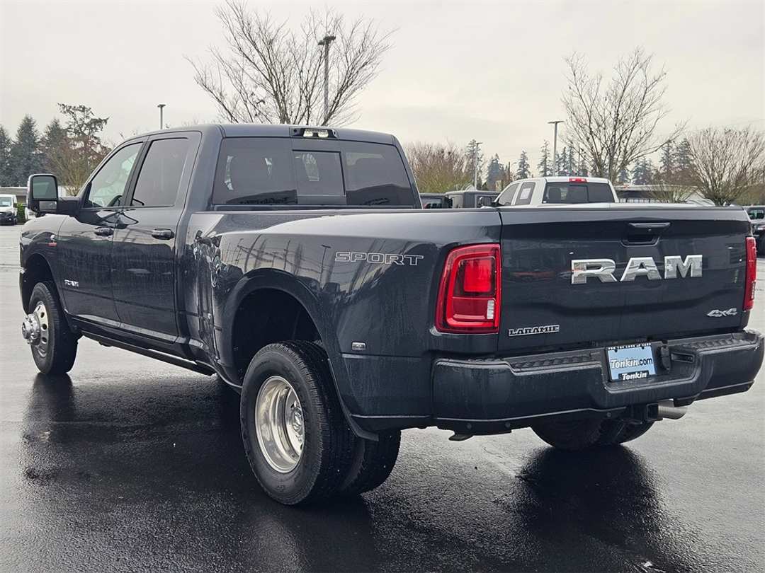 2026 Ram 3500 Laramie - Image 3