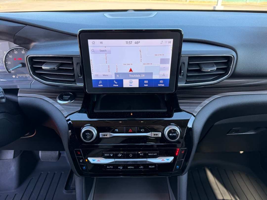 2022 Ford Explorer Limited - Image 22