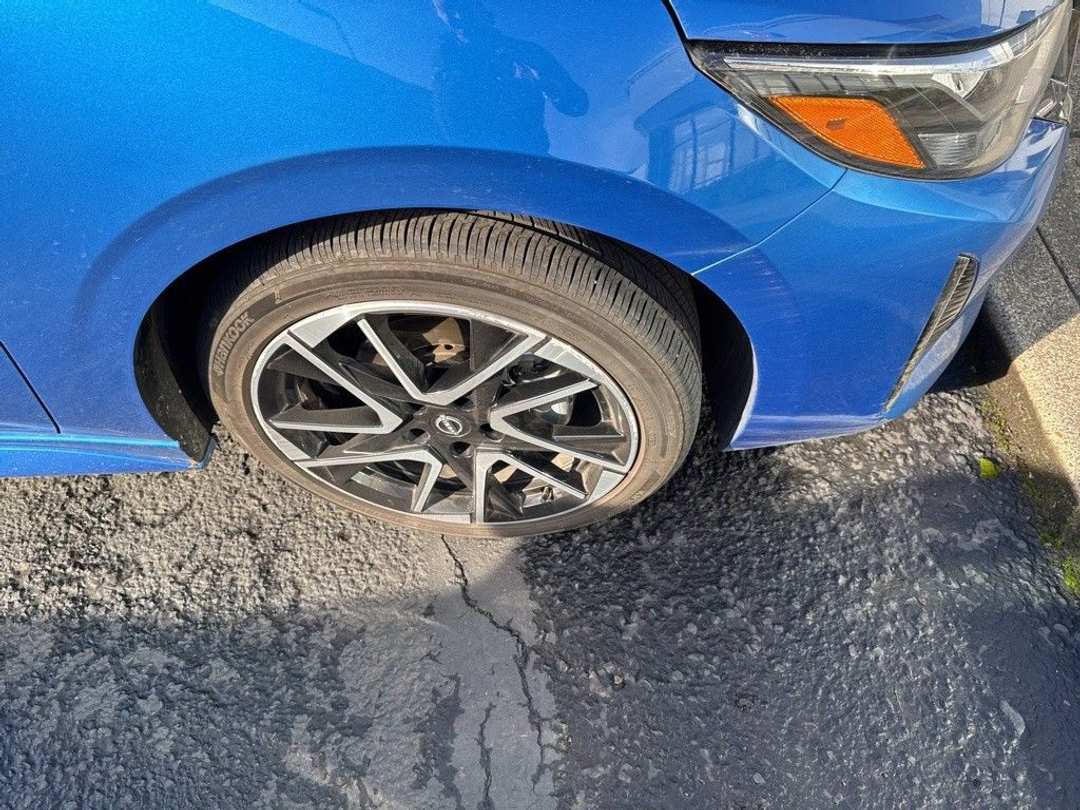 2024 Nissan Sentra SR - Image 3