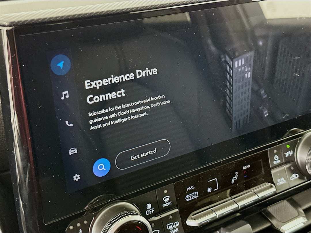 2026 Toyota Highlander XSE - Image 13