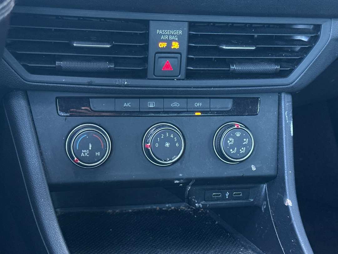 2021 Volkswagen Jetta - Image 18