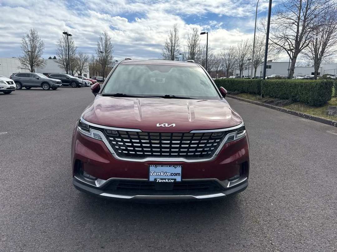 2024 Kia Carnival SX Prestige - Image 2