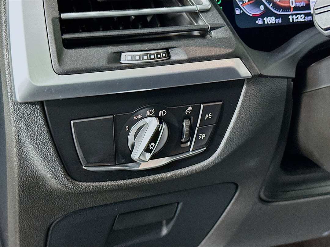 2024 BMW X3 xDrive30i - Image 11