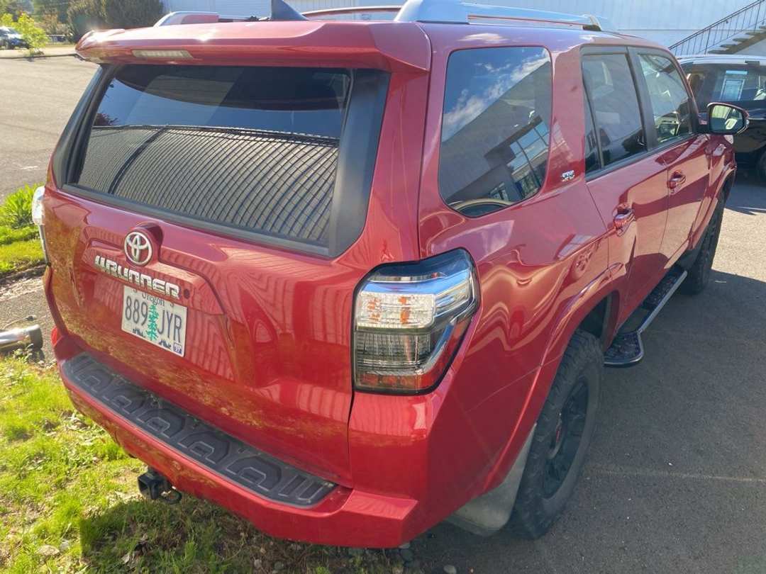 2017 Toyota 4Runner SR5 Premium - Image 2