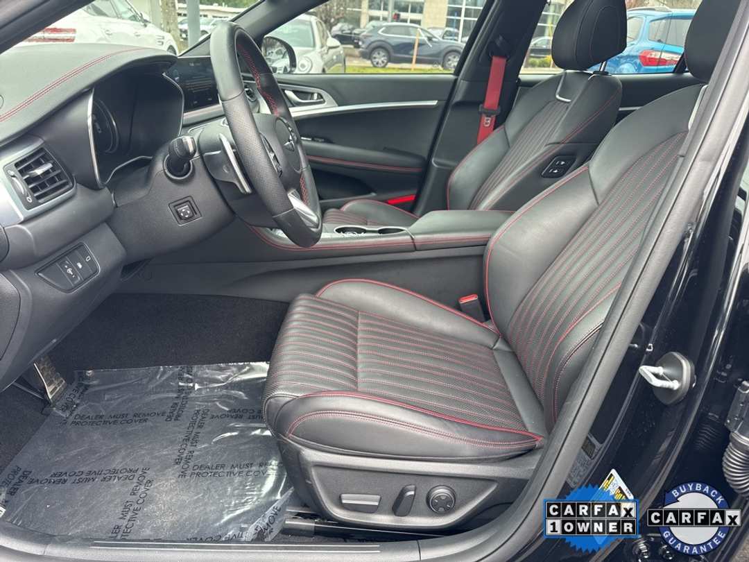 2023 Genesis G70 2.0T - Image 16