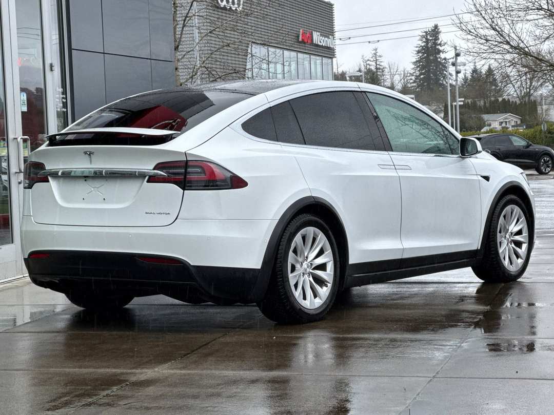2020 Tesla Model X Long Range - Image 3
