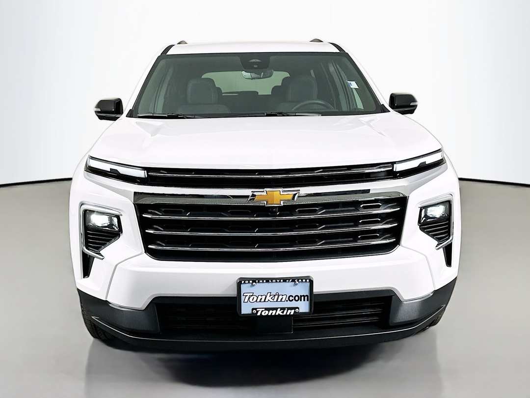 2026 Chevrolet Traverse LT - Image 2