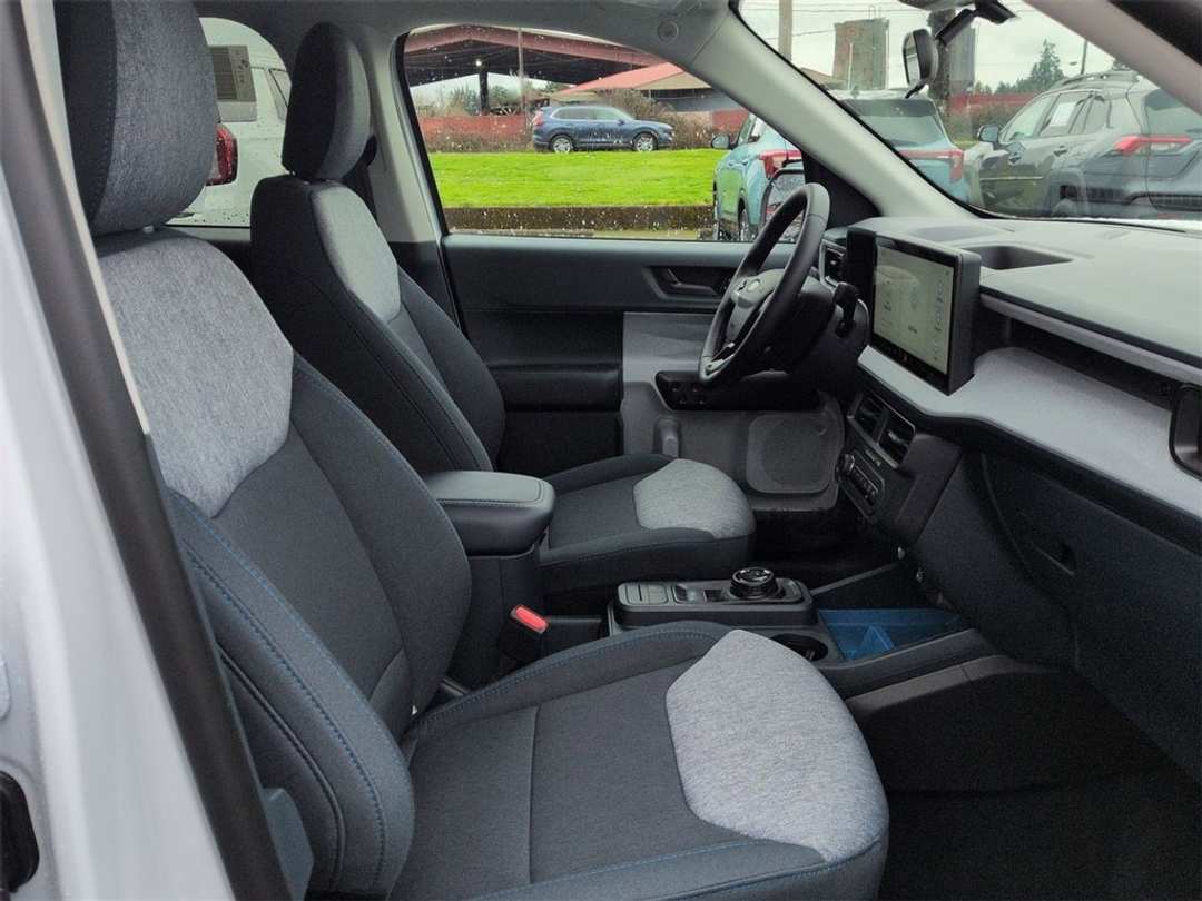 2026 Ford Maverick XLT - Image 28