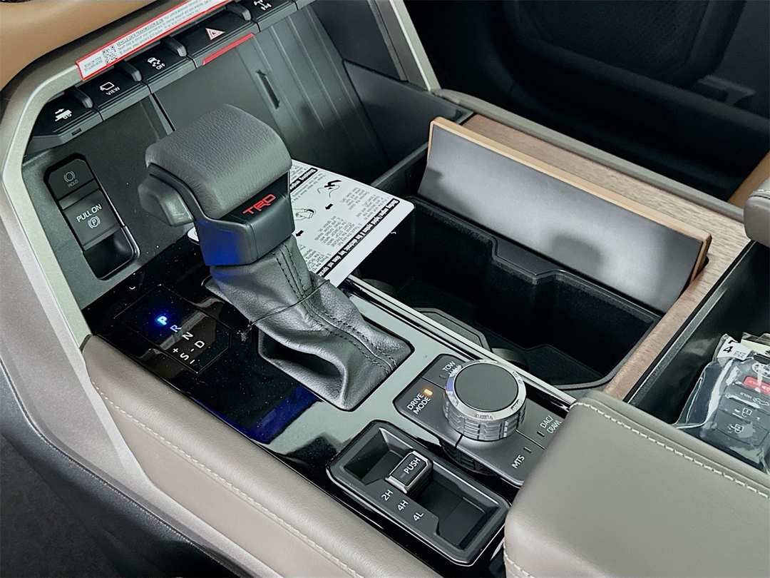 2026 Toyota Tundra 1794 Edition - Image 17