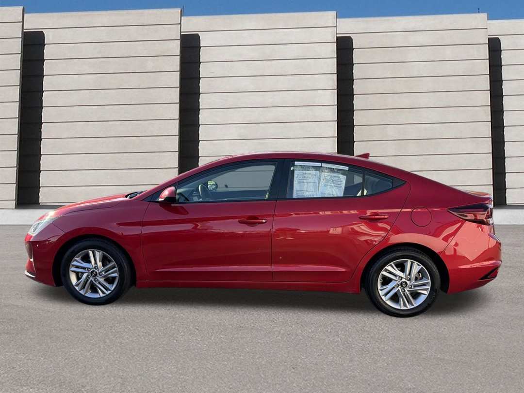2020 Hyundai Elantra SEL - Image 2