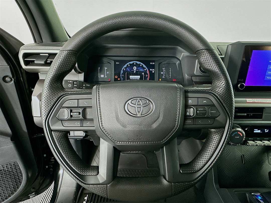 2025 Toyota Tacoma SR5 - Image 11
