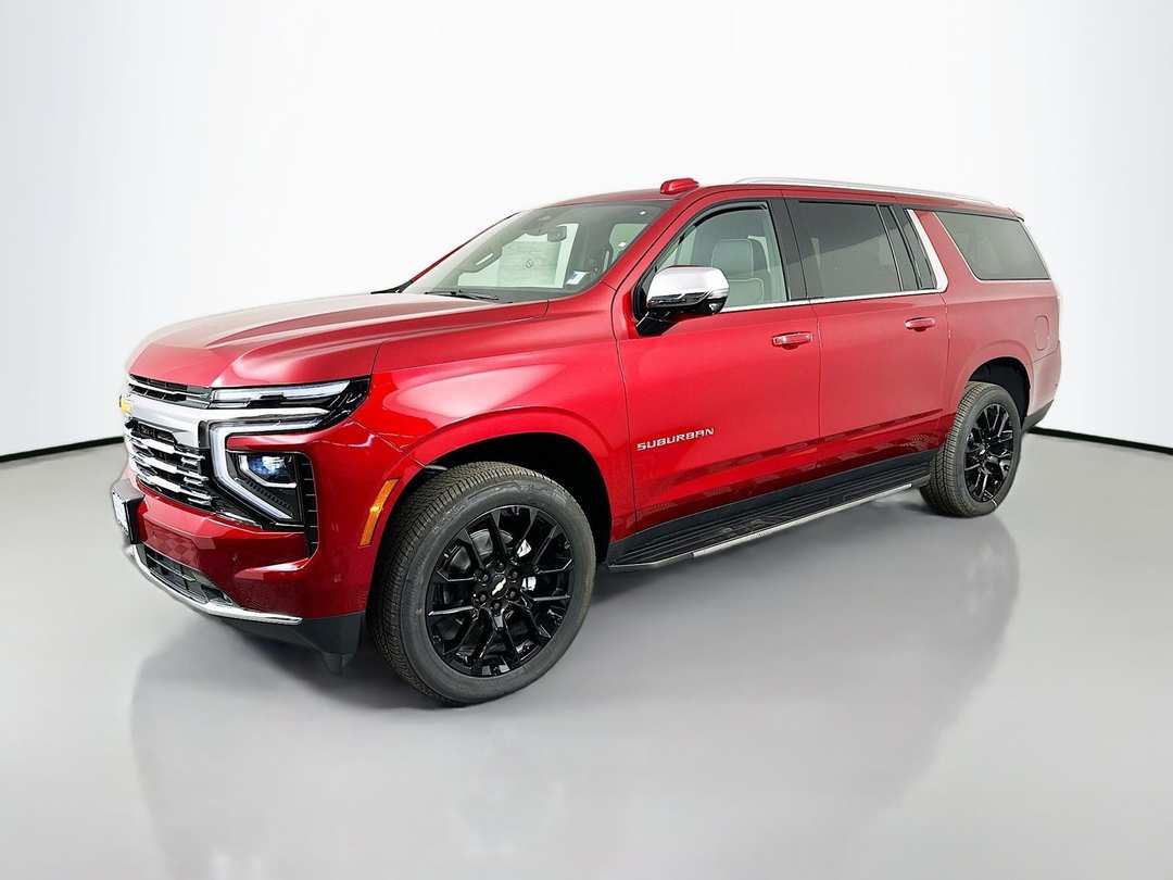 2025 Chevrolet Suburban Premier - Image 3