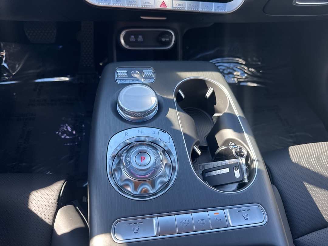 2026 Genesis Gv60 19" - Image 25