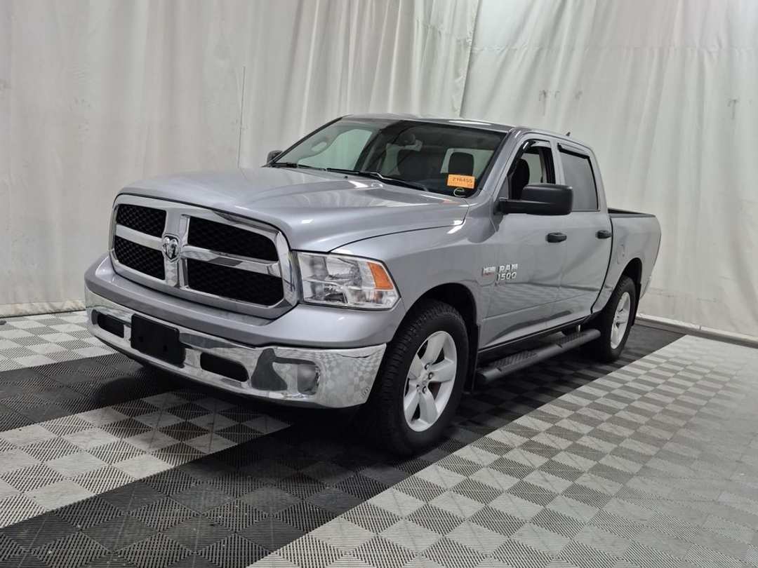 2024 Ram 1500 Classic TRADESMAN - Image 2