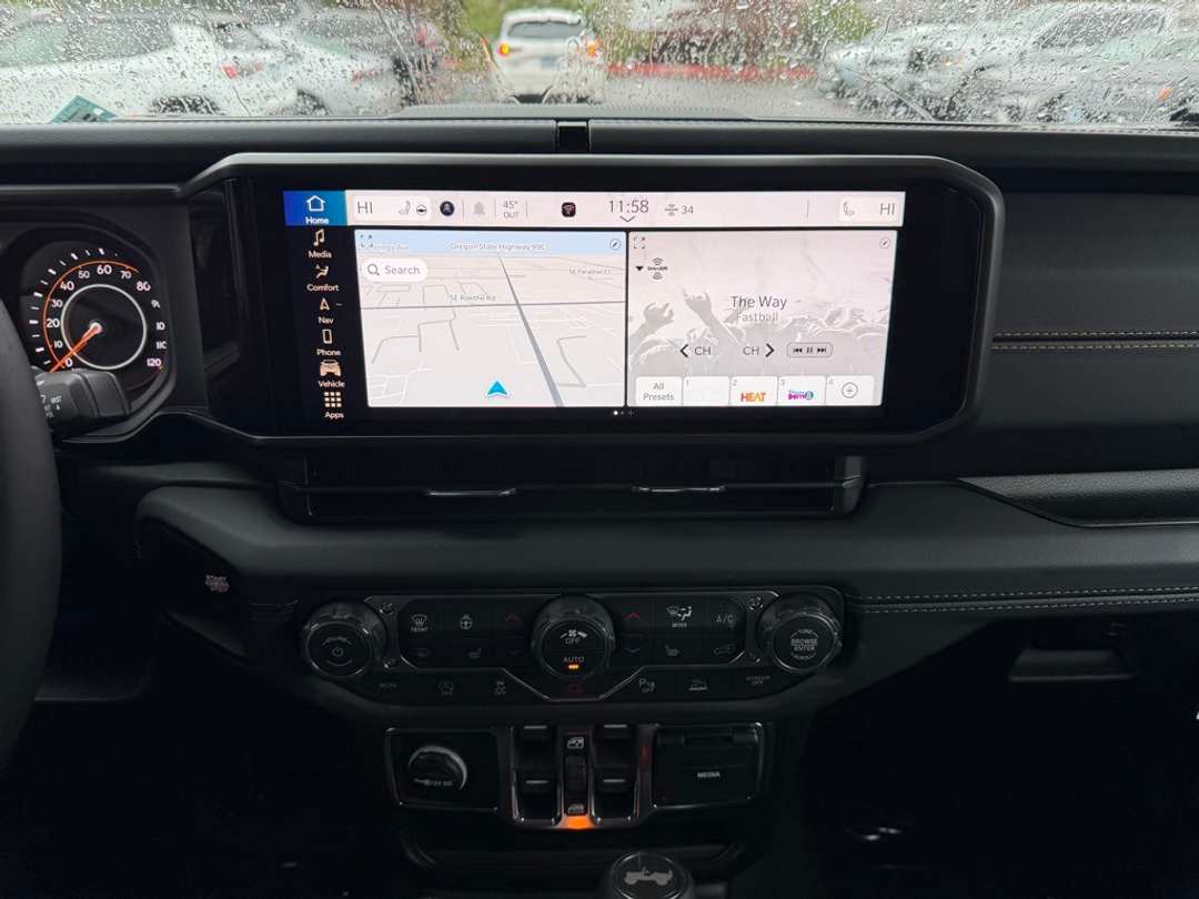 2026 Jeep Wrangler Sahara - Image 21