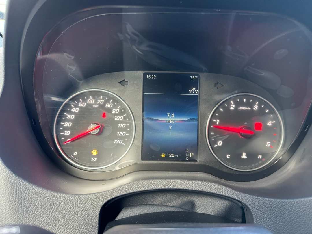 2025 Mercedes-Benz Sprinter 2500 Cargo 144 WB - Image 28