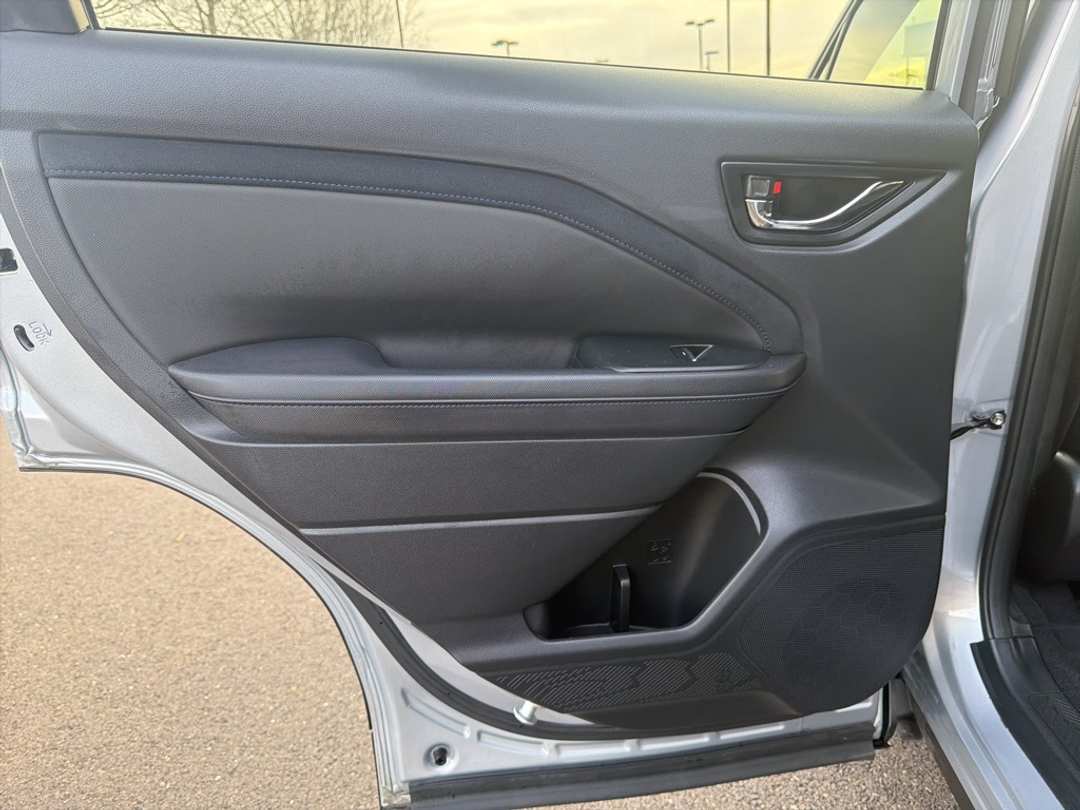 2025 Subaru Forester Limited - Image 18