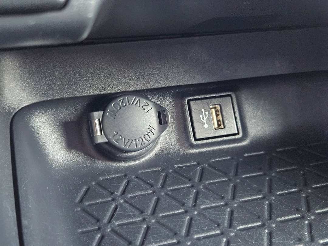 2024 Toyota Rav4 LE - Image 23