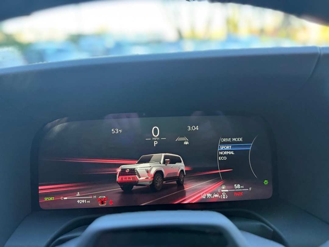 2024 Lexus GX 550 Luxury - Image 37