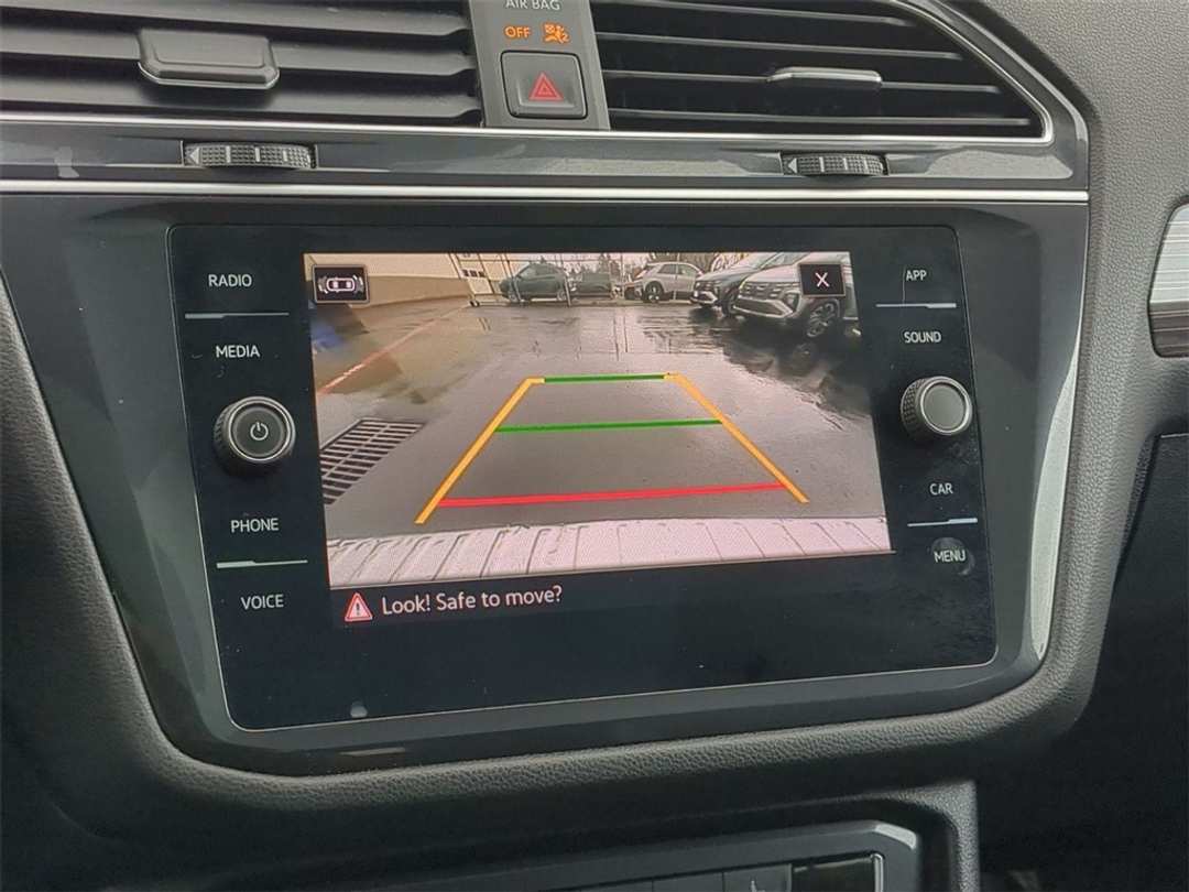 2024 Volkswagen Tiguan 2.0T Wolfsburg Edition - Image 18