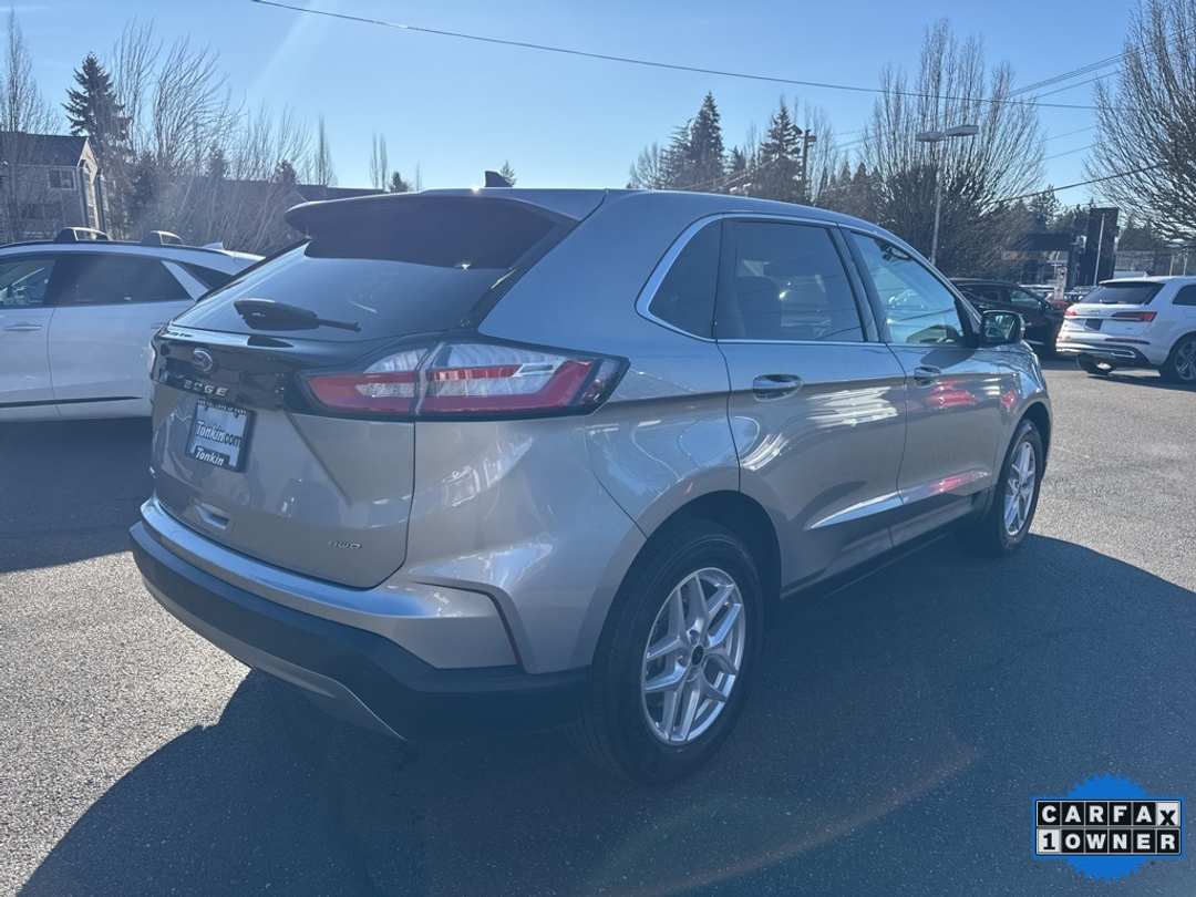 2024 Ford Edge SEL - Image 8