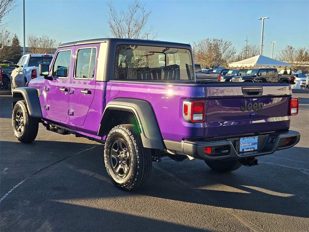 2026 Jeep Gladiator Sport - Image 4