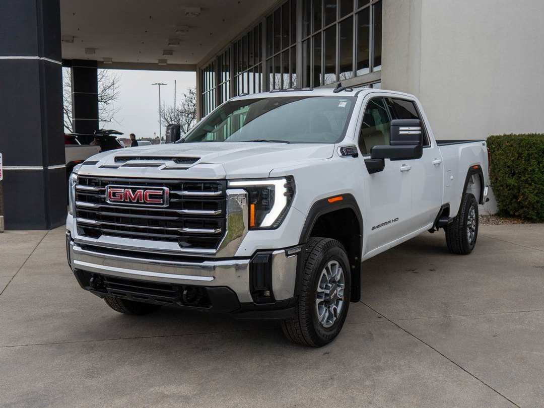 2024 GMC Sierra 3500Hd SLE - Image 3