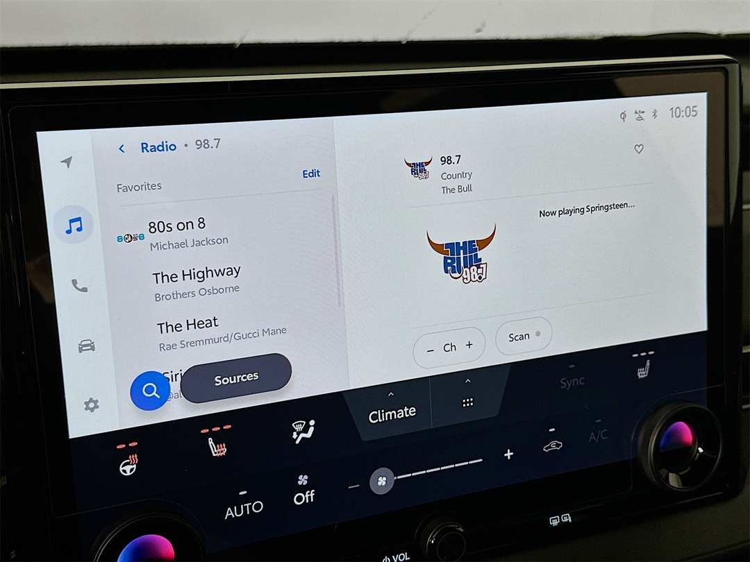 2026 Toyota Bz XLE Plus - Image 15