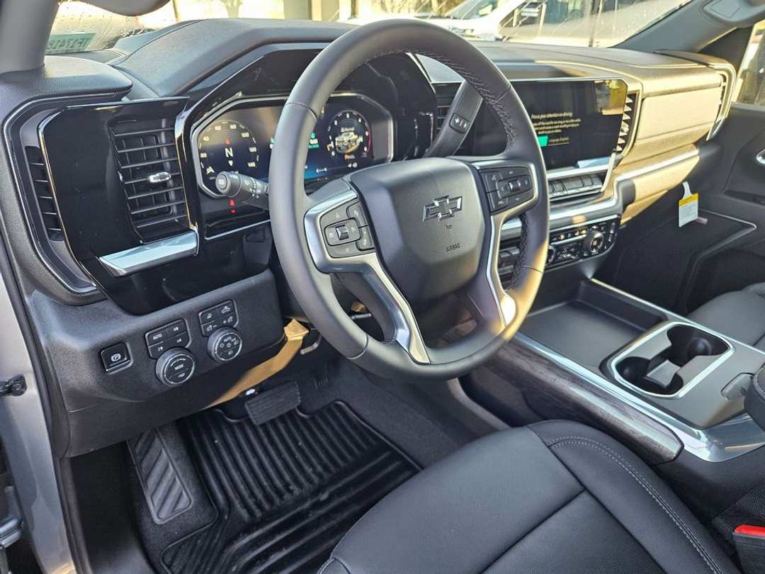 2026 Chevrolet Silverado 2500Hd LTZ - Image 13