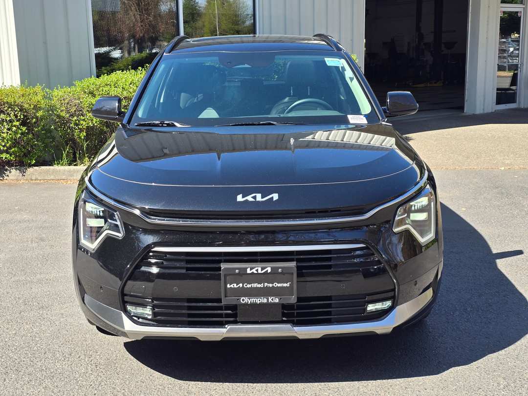 2024 Kia Niro SX - Image 2