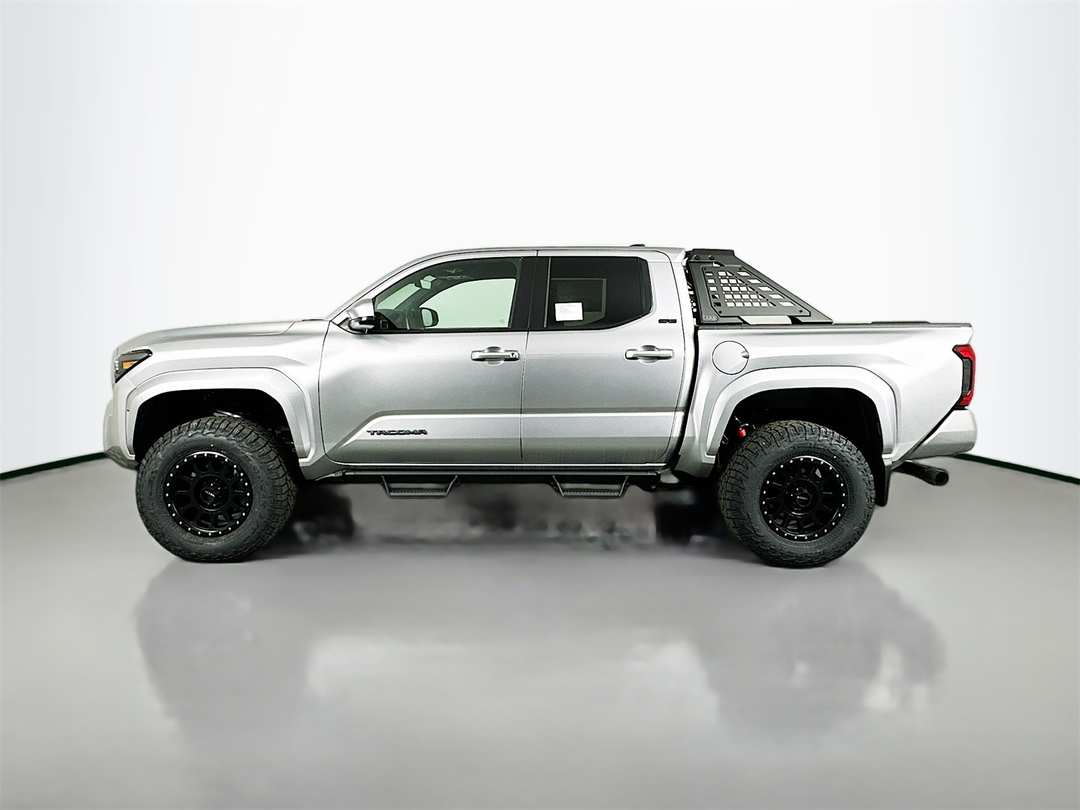 2025 Toyota Tacoma SR5 - Image 4
