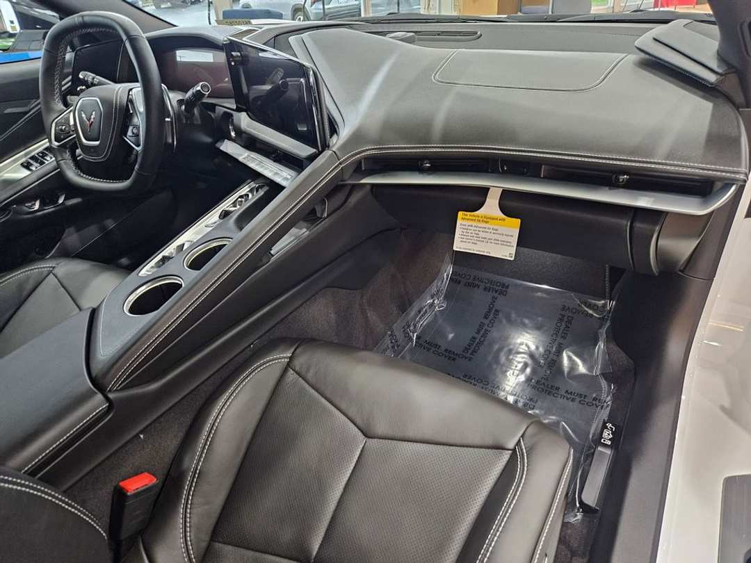 2026 Chevrolet Corvette Stingray - Image 35