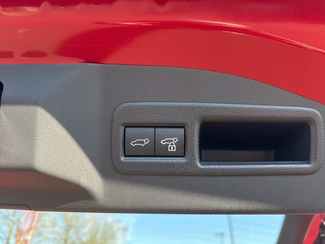 2026 Subaru Solterra Premium - Image 20